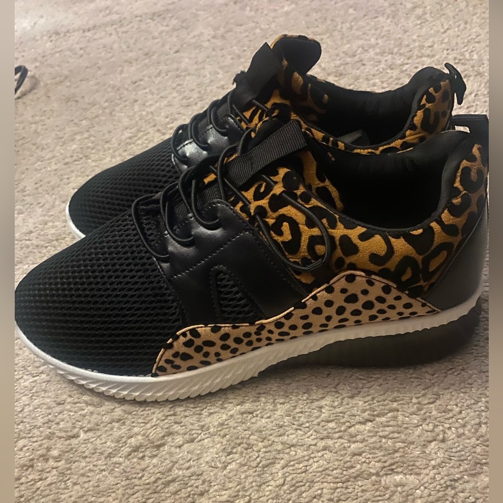 Qupid Tan and Black Sneakers